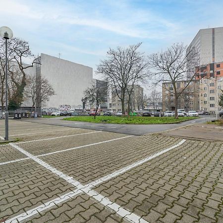 Natural-Style Apartment In The Centre Of Bratislava Esterno foto