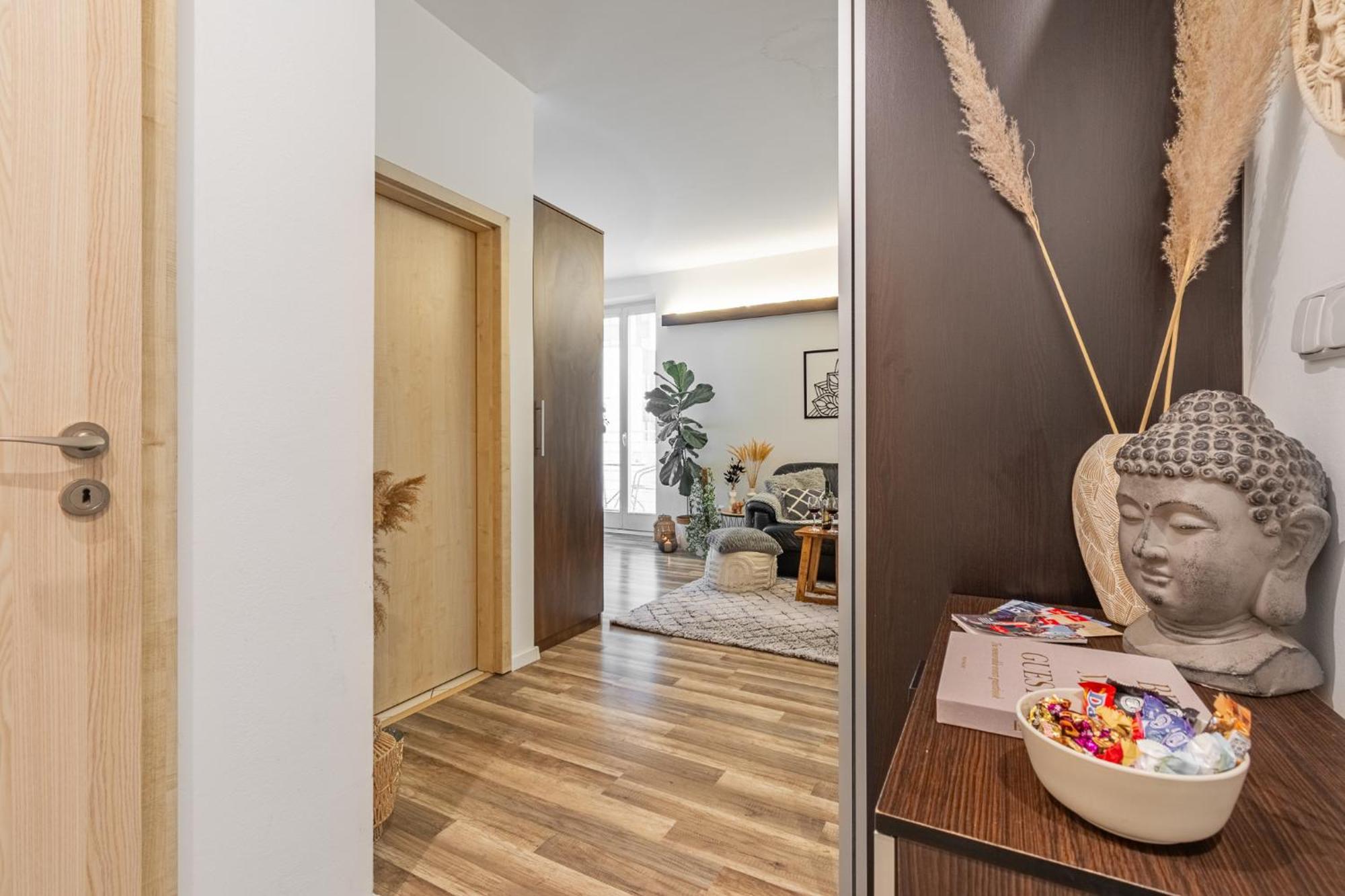 Natural-Style Apartment In The Centre Of Bratislava Esterno foto