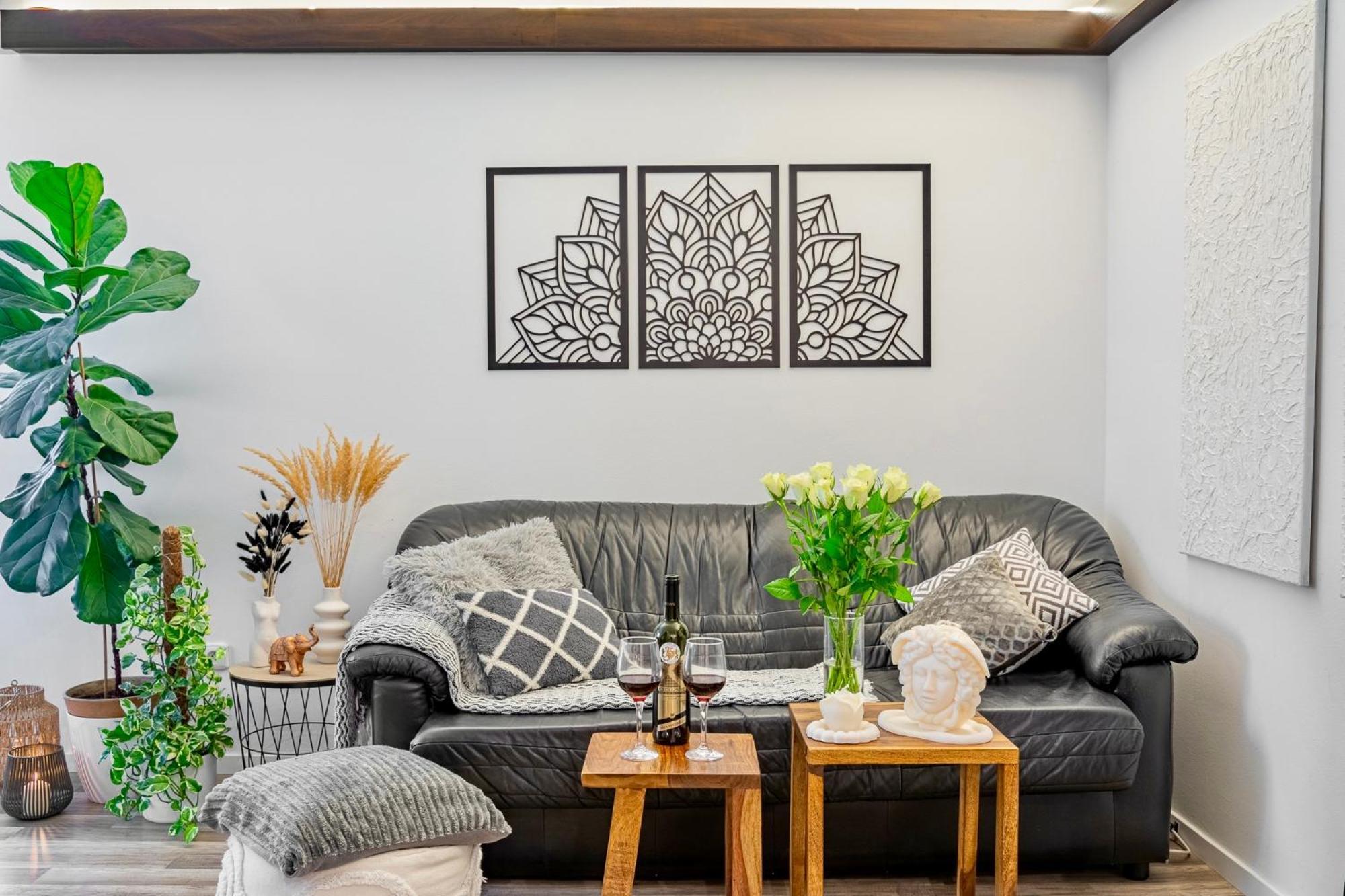 Natural-Style Apartment In The Centre Of Bratislava Esterno foto